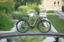 Cube Touring Hybrid Pro 800